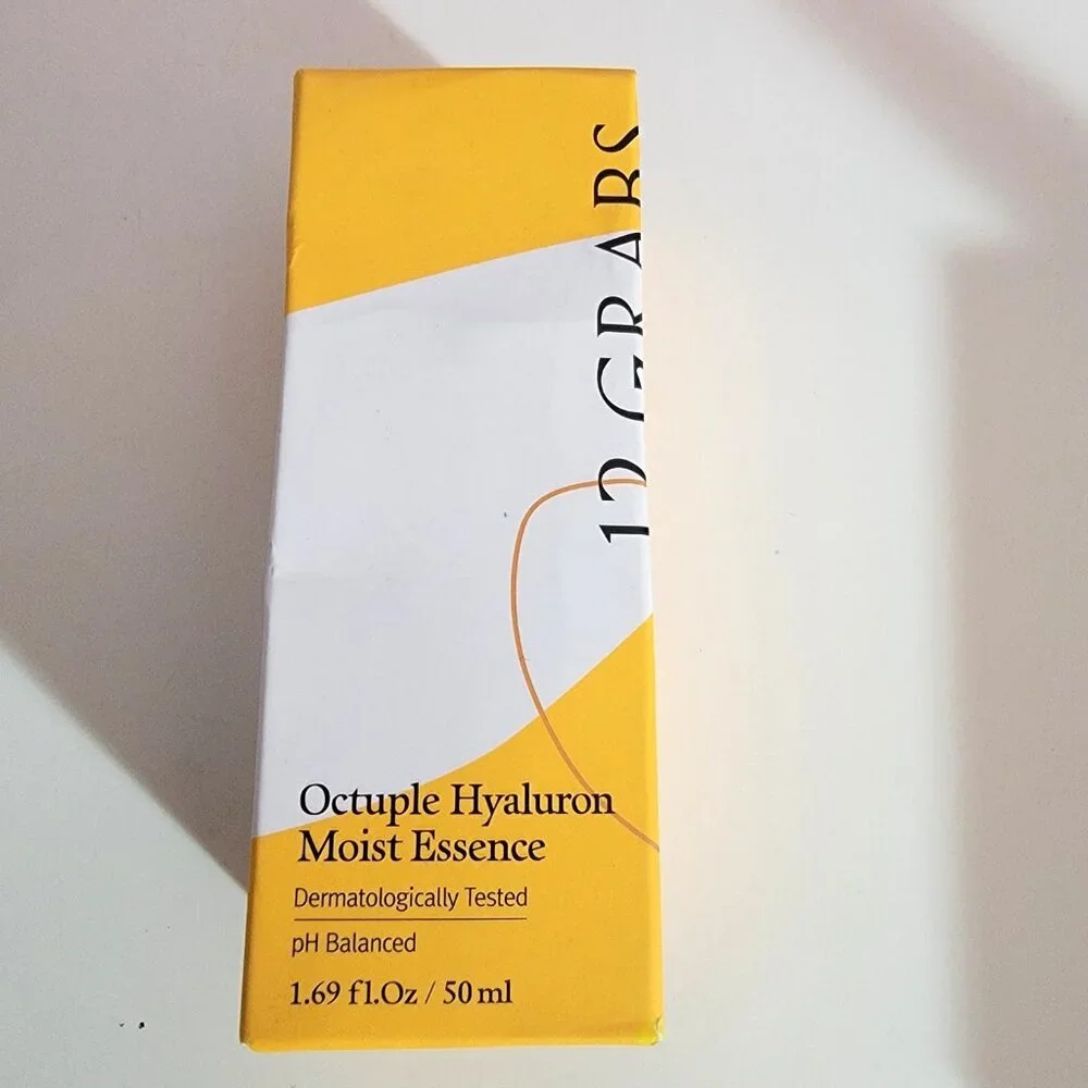 Rare 12GRABS Octuple Hyaluron Moist Essence 50ml Exp 2026